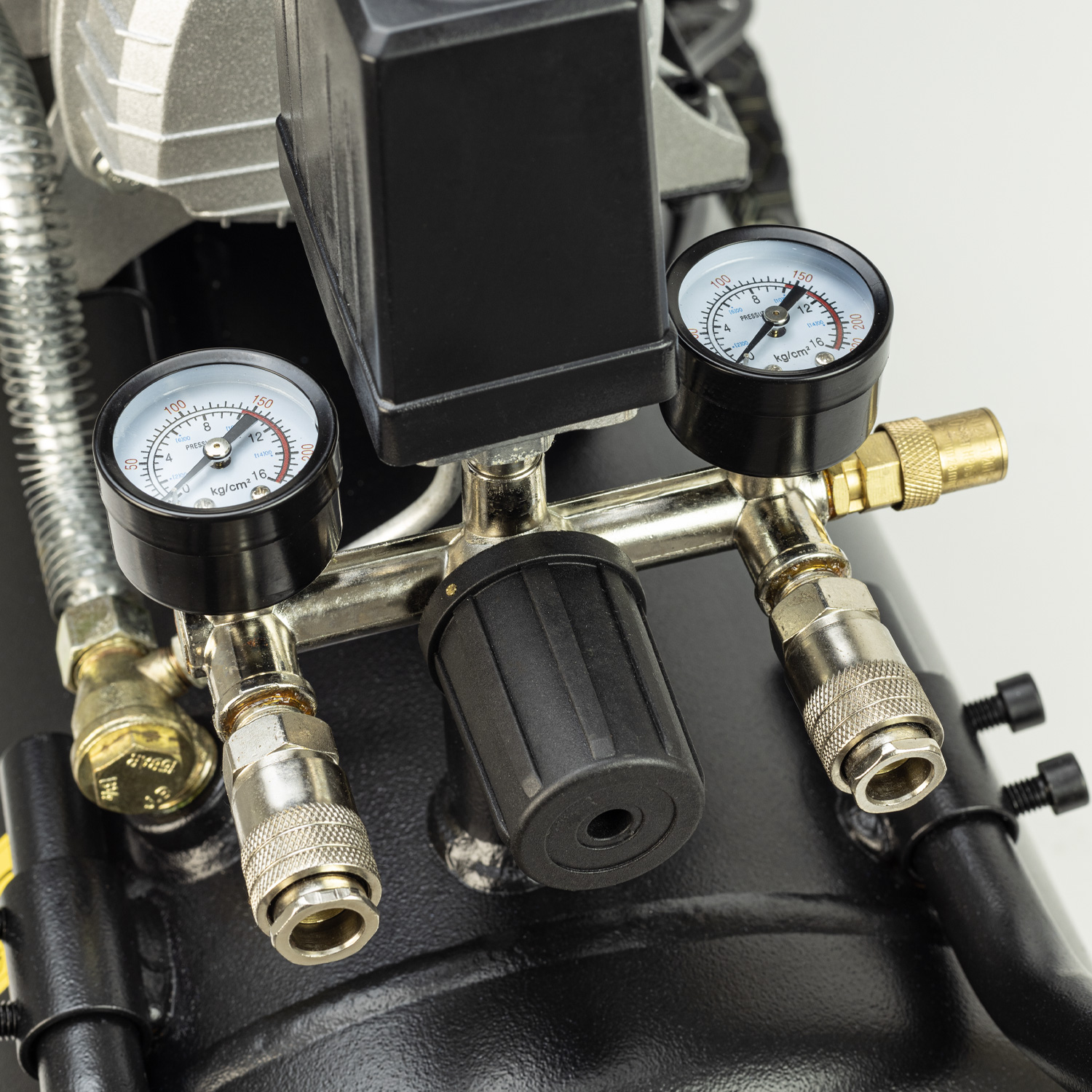 SIP DDVT 3hp 50ltr V-Twin Direct Drive Compressor - Image 6